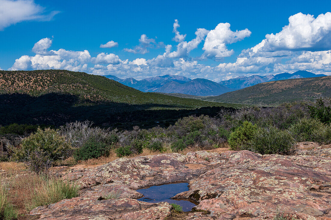 Schwarze Felsen im Black Canyon, Gunnison-Nationalpark, Colorado, USA