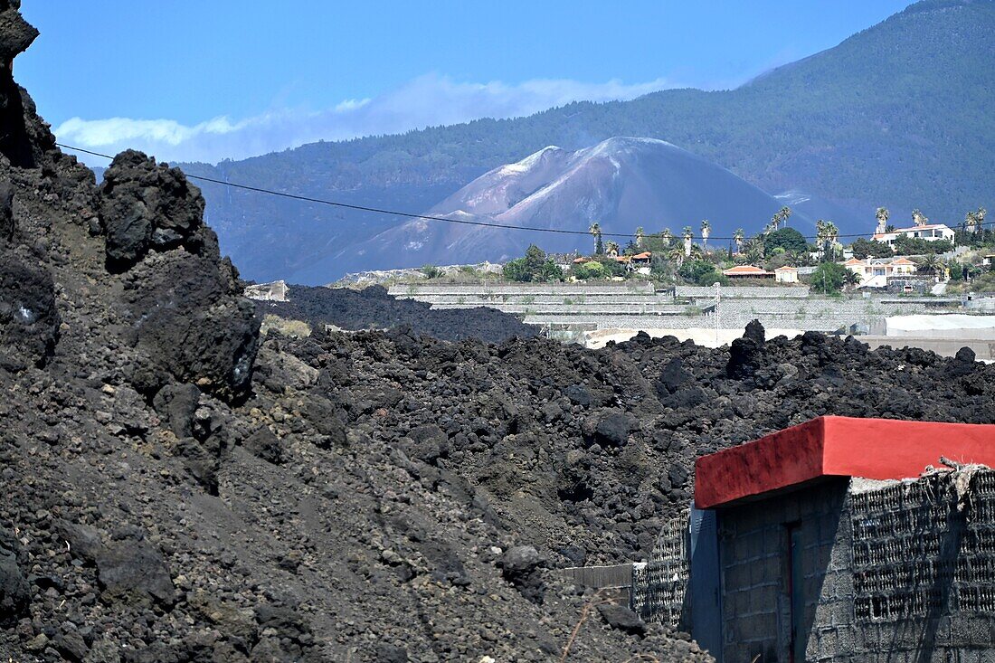 Lava vom neuen Vulkan Tajogaite, nach dem Ausbruch 2021,  Todoque, Las Manchas, Westküste La Palma, Kanarische Inseln, Spanien