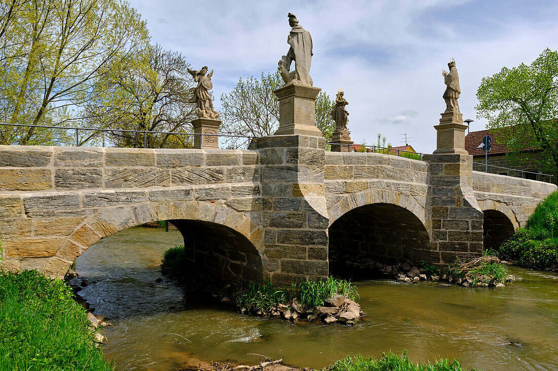 The Baunach Bridge in Frickendorf, town of Ebern, Haßberge Nature Park, Haßberge district, Lower Franconia, Franconia, Bavaria, Germany