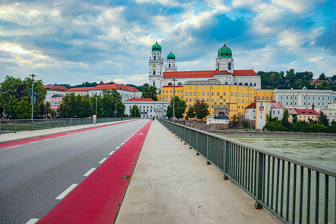 Marienbrücke with a view of St. Stephan Cathedral in Passau, Bavaria, Germany