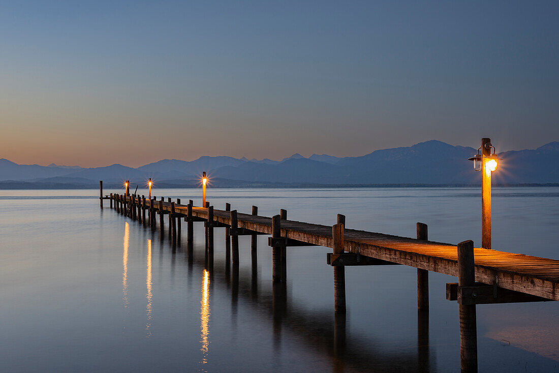 Sunrise, footbridge at Malerwinkel, Chiemsee, Chiemgau, Bavaria, Germany, Europe