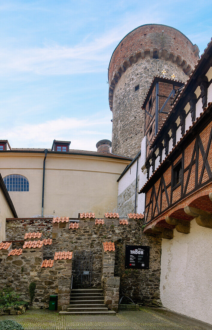 Aussichtsturm Kotnov in der Altstadt von Tabor in Südböhmen in Tschechien