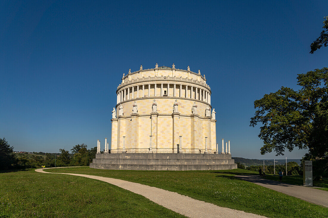 Die Gedenkstätte Befreiungshalle auf dem Michelsberg in Kelheim, Niederbayern, Bayern, Deutschland  