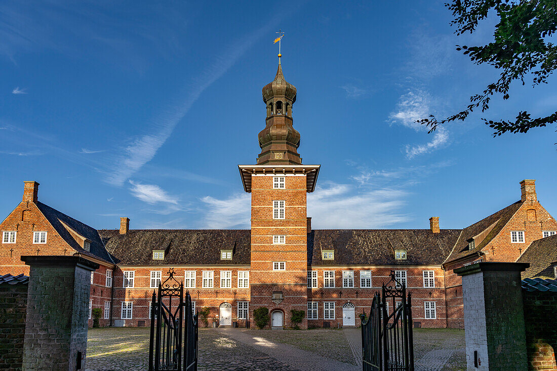 Das Schloss vor Husum in Husum, Kreis Nordfriesland, Schleswig-Holstein, Deutschland, Europa 