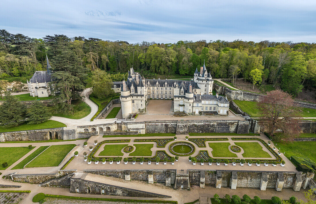 Château d'Ussé castle and castle garden, Ussé, Rigny-Ussé, Loire castles, Loire Valley, UNESCO World Heritage Site Loire Valley, France