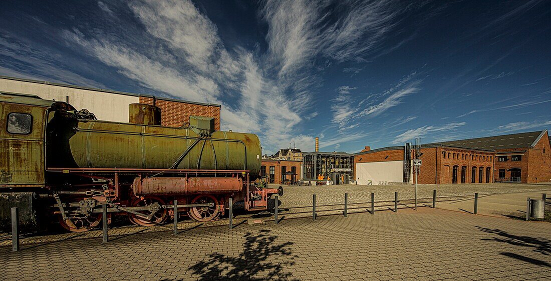 Industrial Heritage Route; Chemnitz Industrial Museum in the former foundry hall of the manufacturer Hermann Escher (1907), building and historic steam locomotive outside, Chemnitz, Sahsen, Germany