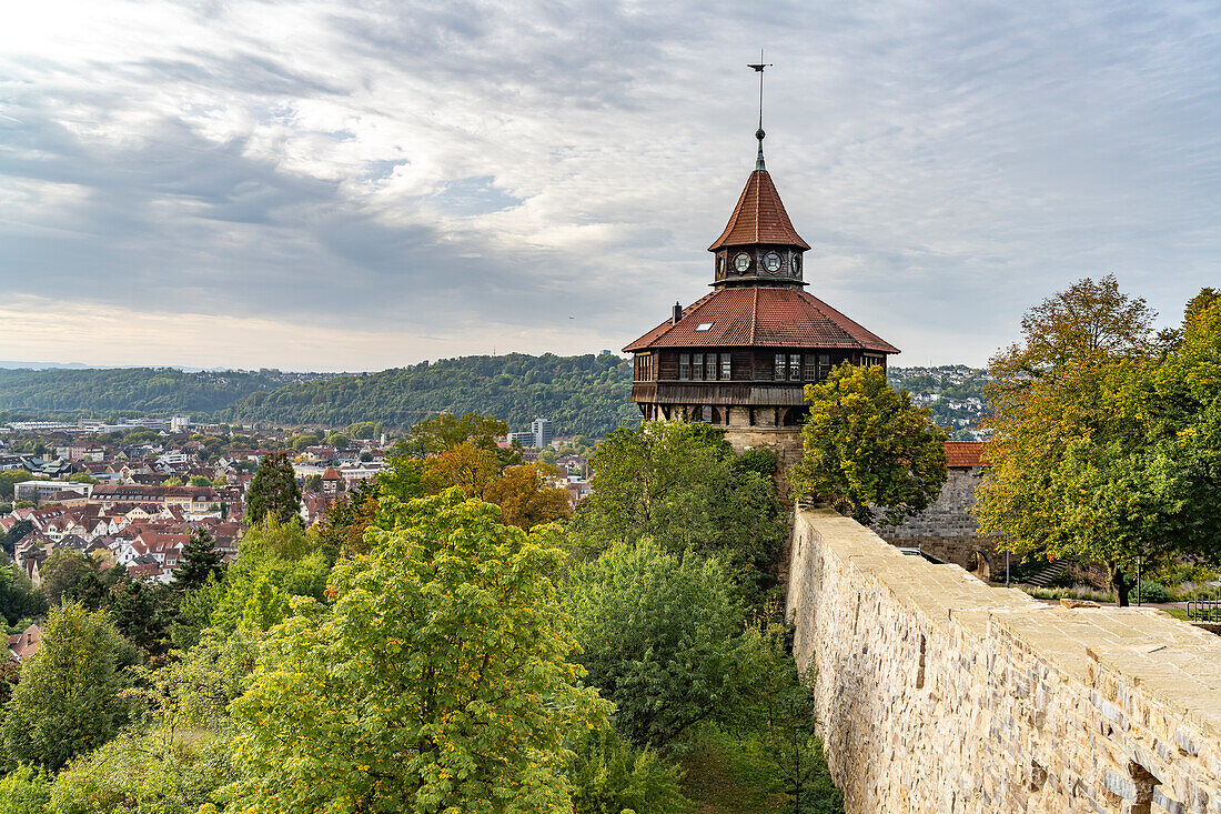 Der Dicke Turm der Stadtbefestigung Burg in Esslingen am Neckar, Baden-Württemberg, Deutschland 