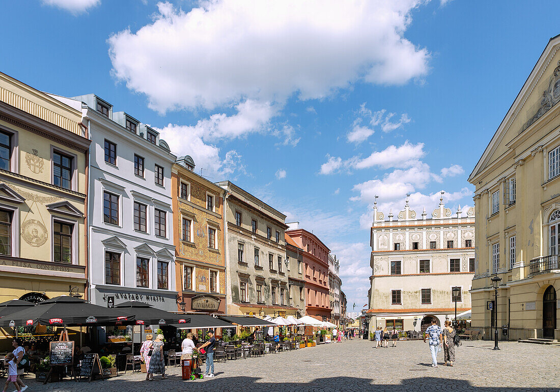 Rynek west side, Old Town Hall (Crown Tribunal, Trybunał Koronny) and Klonowica House (Kamienica Klonowica) with sgraffito medallions of Polish poets in Lublin in Lubelskie Voivodeship in Poland