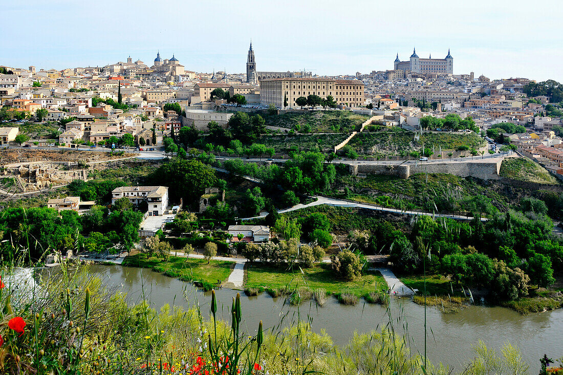 Toledo, on the Tajo river, historic old town, with large cathedral, Alcazar, Sao Thome church, capital of Spain in the Middle Ages,