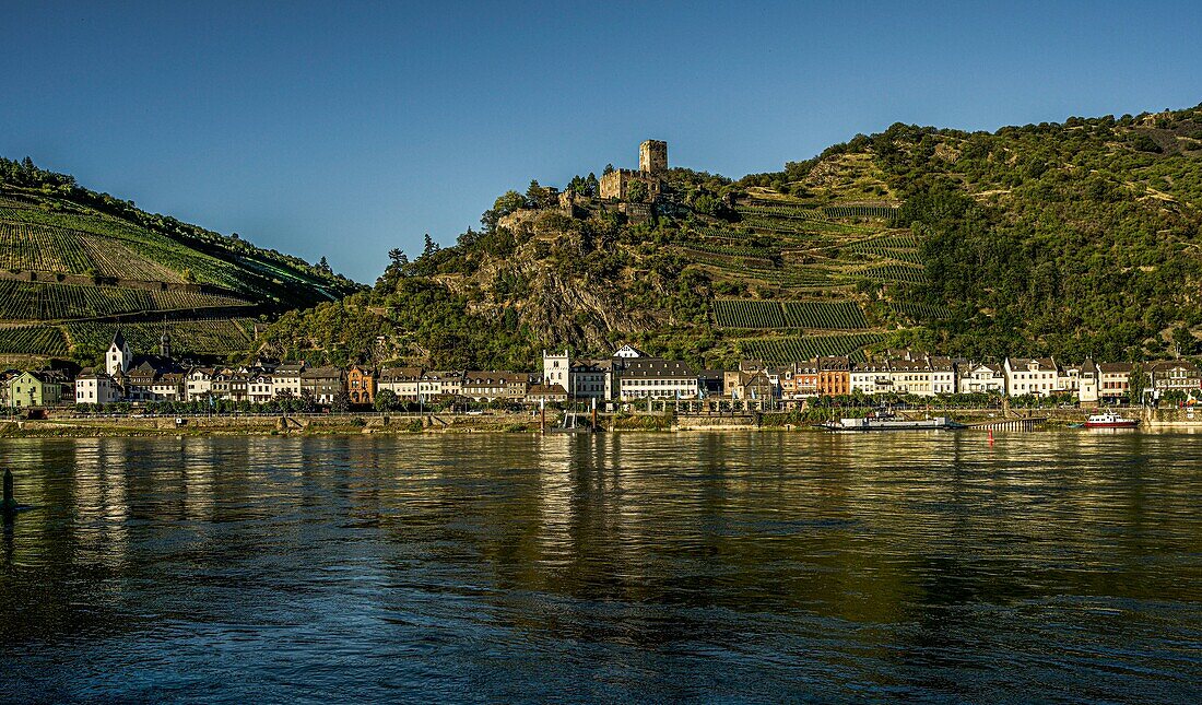 Old town and Gutenfels Castle in the evening light, Kaub, Upper Middle Rhine Valley, Rhineland-Palatinate, Germany
