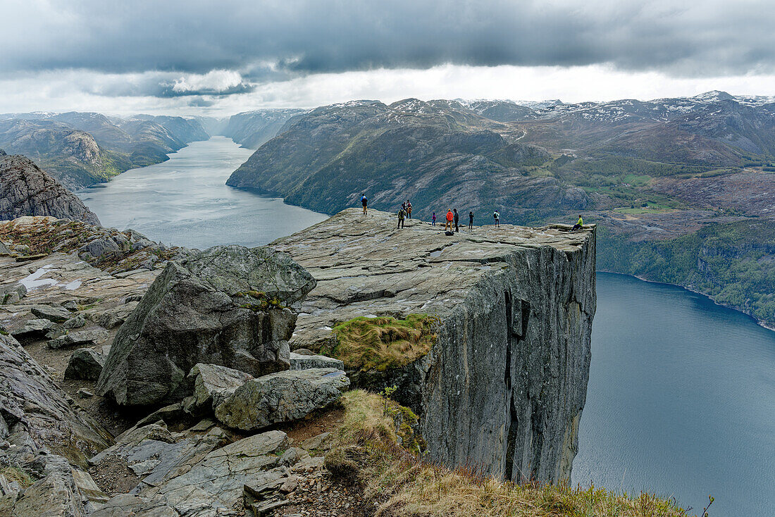 Norwegen, Rogaland, Felsklippen Preikestolen (Predigtstuhl) am Lysefjord