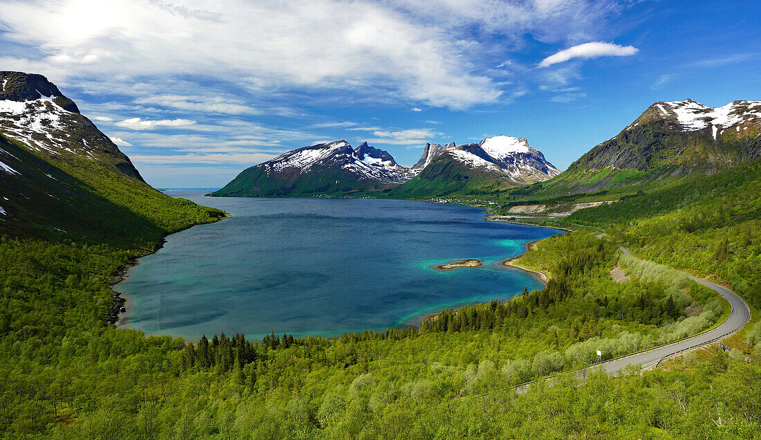 Norway, Senja Island, view from Bergsbotn rest area