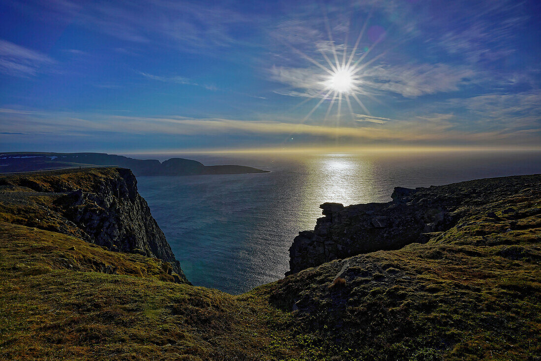 Norwegen, Troms og Finnmark, Insel Magerøya, Nordkap im Abendlicht