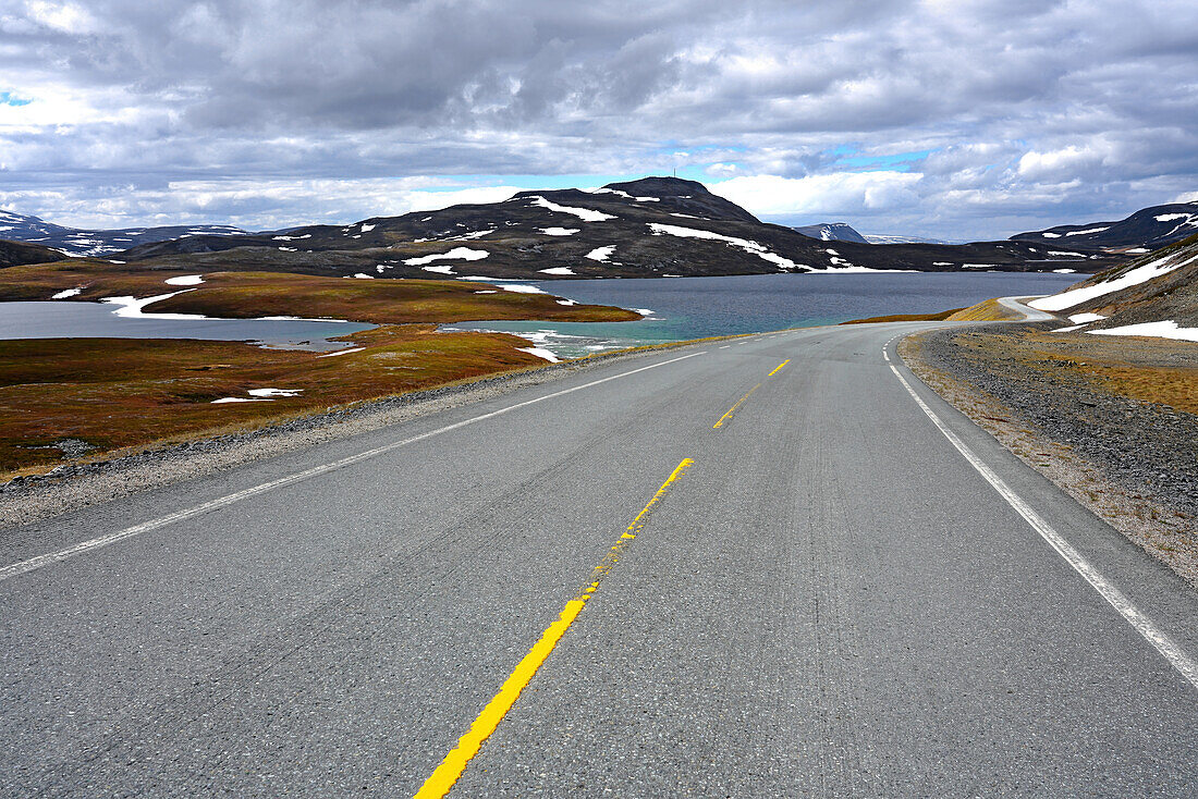 Norwegen, Troms og Finnmark, Nordkinn Halbinsel, Straße nach Norden zum Slettnes Fyr Leuchtturm