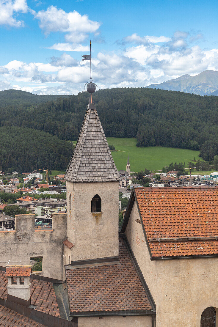 Das Schloss Bruneck, Südtirol, Bezirk Bozen, Italien