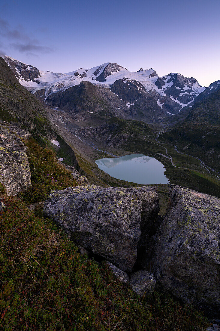 Steinsee von Oben, Sustenpass, Kanton Bern, Schweiz