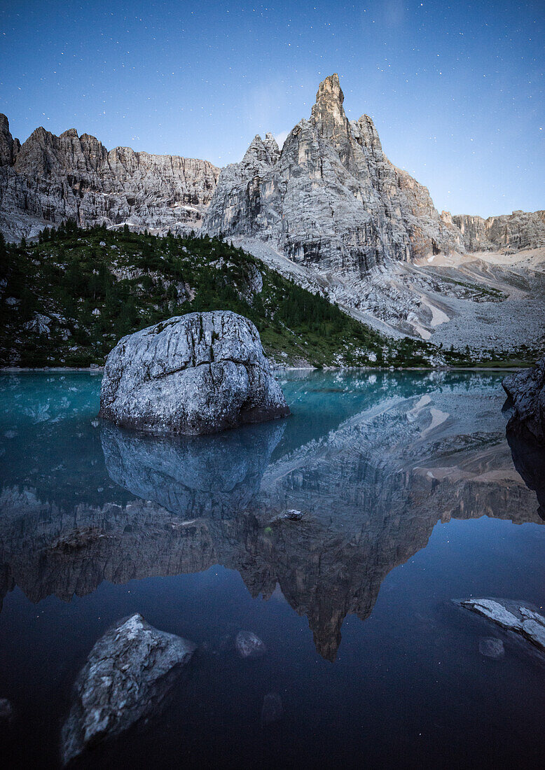 Lago di Sorapis at dusk, Dolomites, South Tyrol, Italy