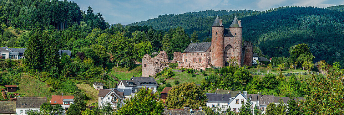 Die Betradaburg, benannt nach Betrada, Mutter von Karl der Große, Rheinland-Pfalz, Deutschland