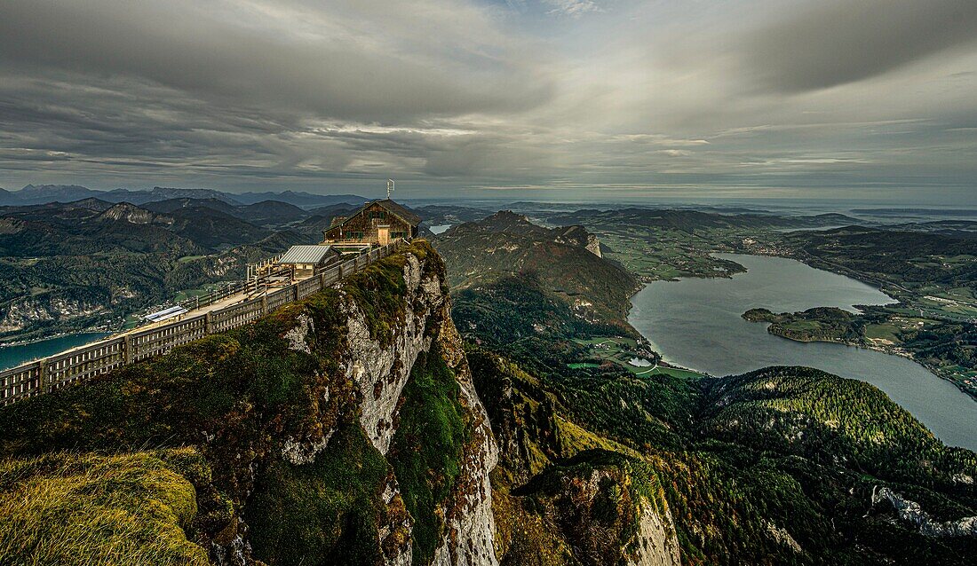 View in the morning light to the Himmelspforte mountain restaurant on the summit of the Schafberg (1782 m), to the Wolfgangsee and to the Mondsee, Salzkammergut, Salzburger Land, Austria