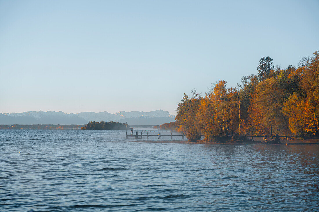 Autumn morning at Lake Starnberg