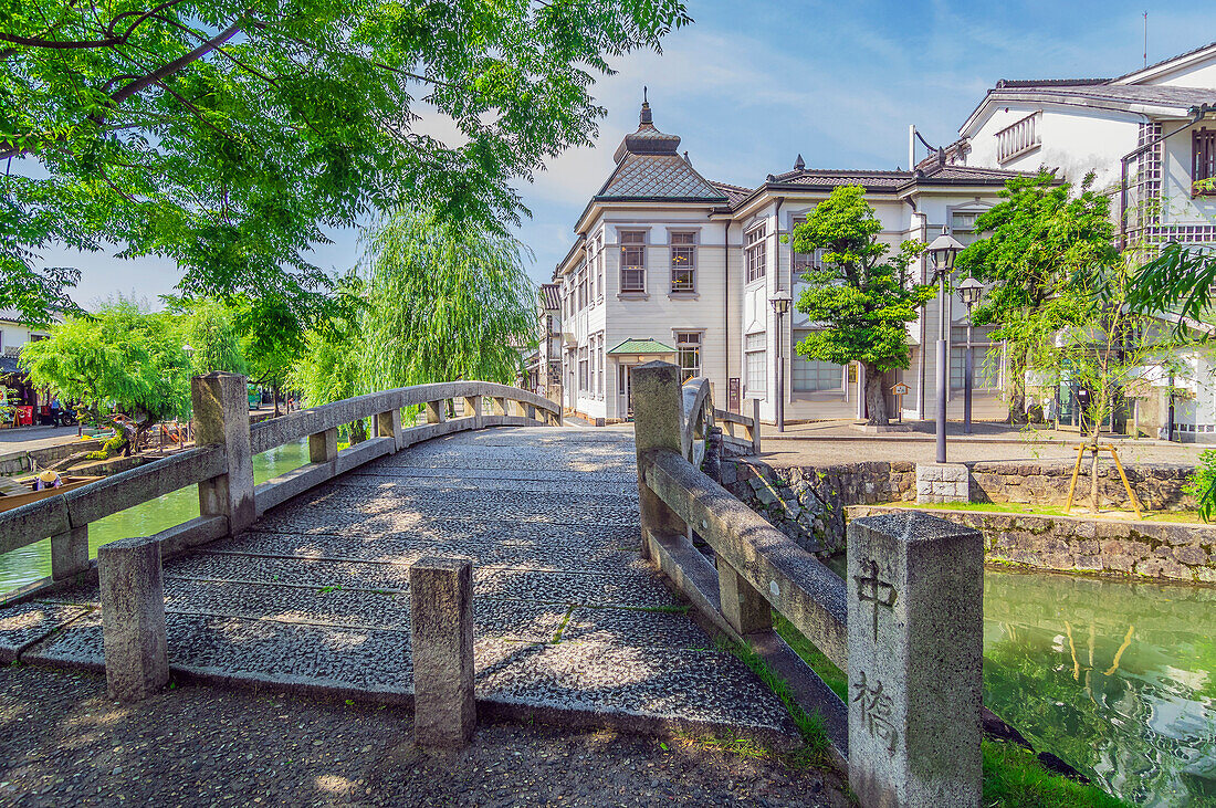 Kurashiki ist eine Großstadt in der Präfektur Okayama und der ehemaligen Provinz Bitchū auf Honshū, der Hauptinsel von Japan.