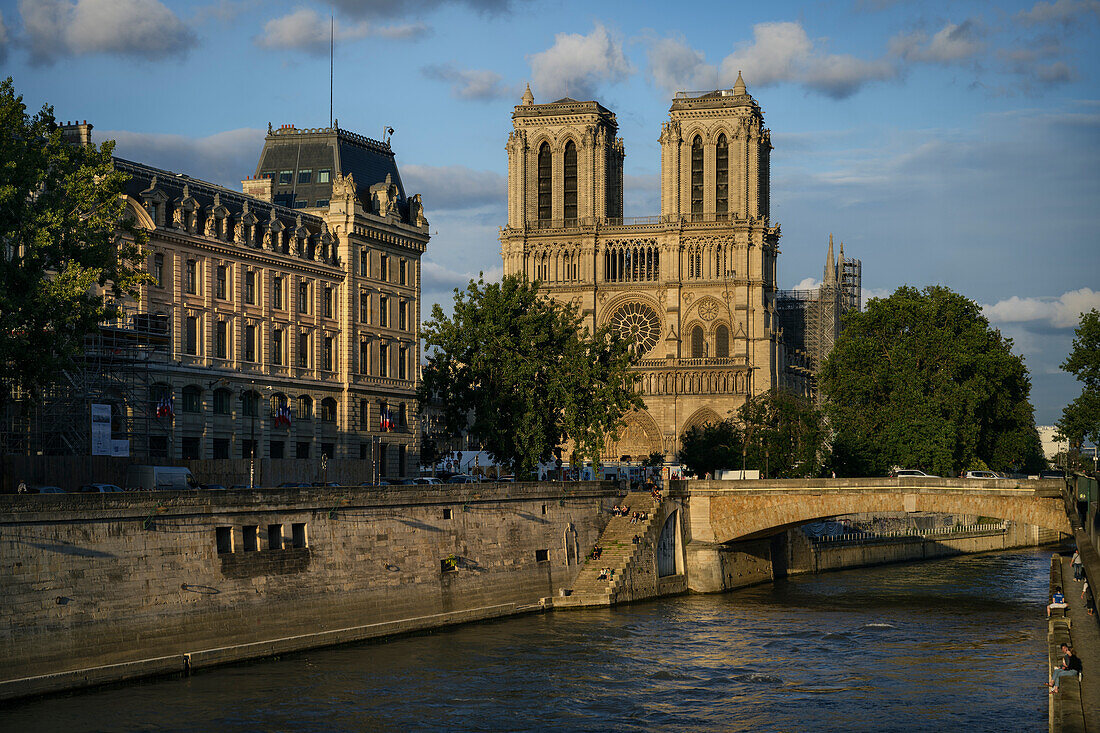 Kathedrale Notre-Dame de Paris, Seine Ufer, Île-de-France, Frankreich, Europa, UNESCO Weltkulturerbe