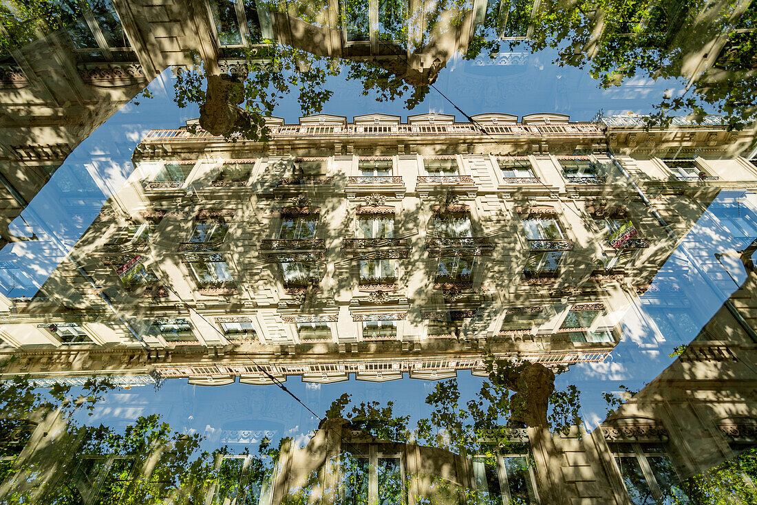 Doppelbelichtung eines Hauses in Lyon, Frankreich.