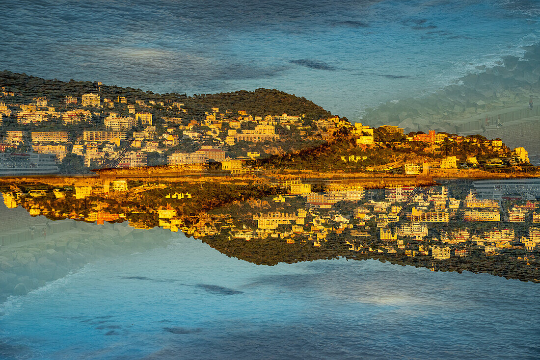 Doppelbelichtung von Wohnhäusern und dem Mittelmeer in Nizza, Frankreich.