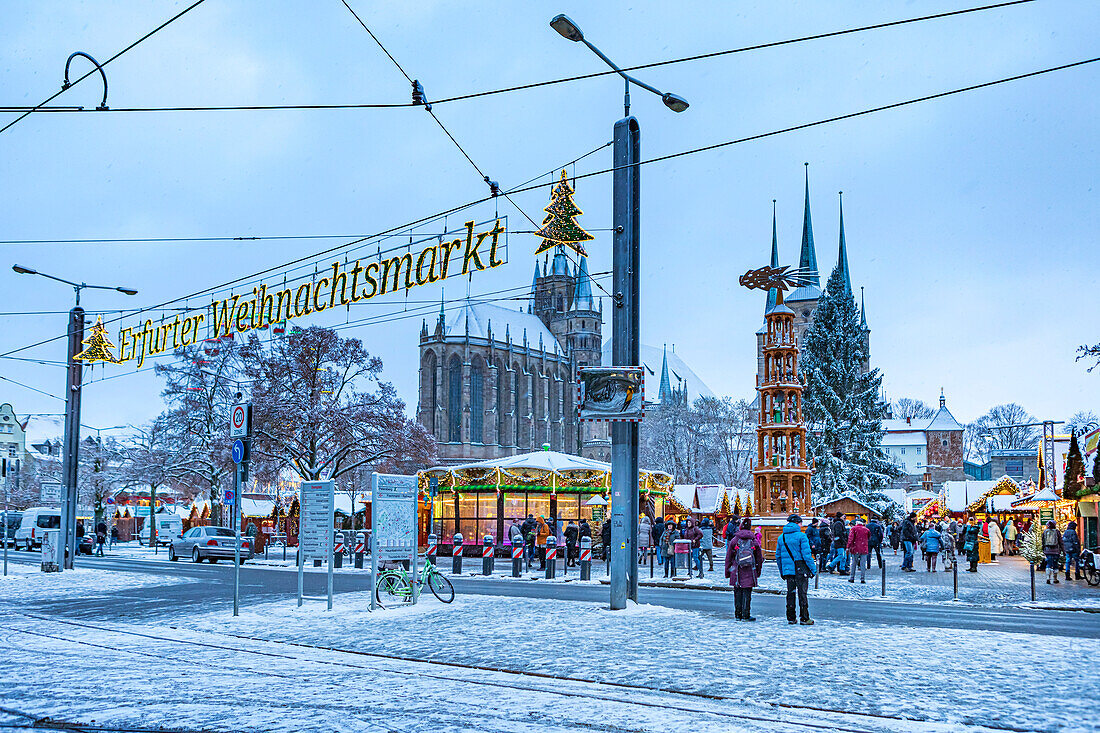 Christmas market on the cathedral square in Erfurt, Thuringia, Germany