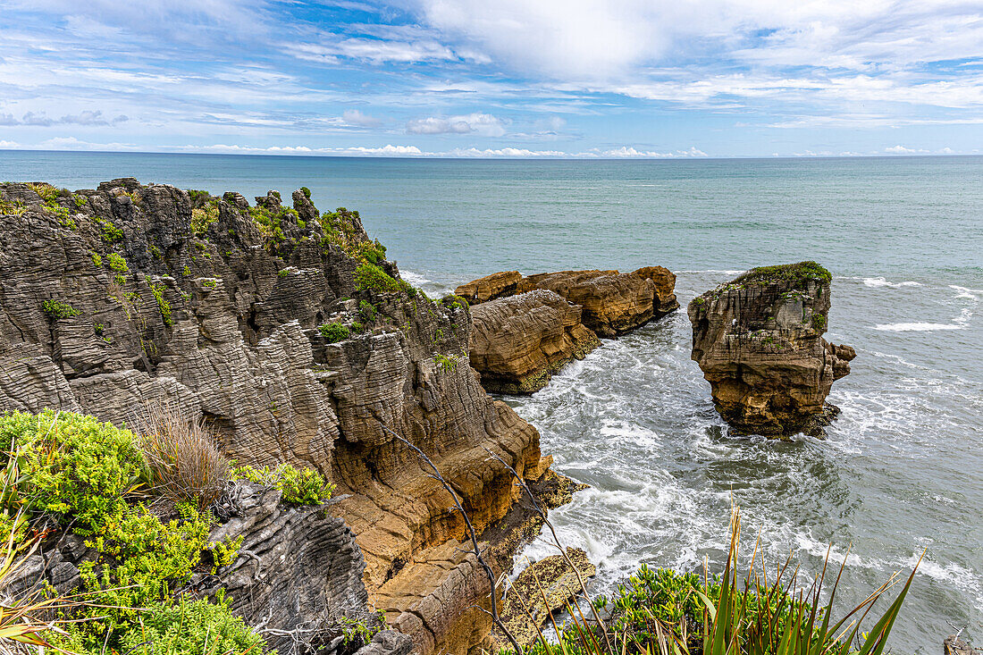 Blick auf Pancake Rocks und Blowholes auf der Südinsel von Neuseeland