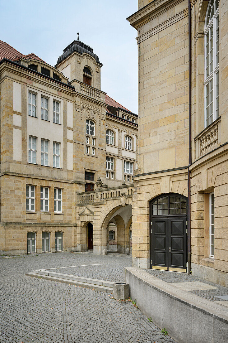 König Albert Museum und Opernhaus am Theaterplatz, Chemnitz, Sachsen, Deutschland, Europa