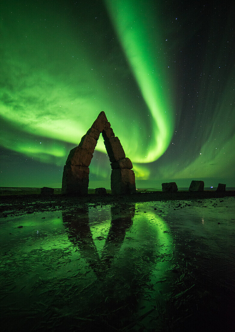 Northern lights at Arctic Henge, Heimskautsgerðið, Iceland
