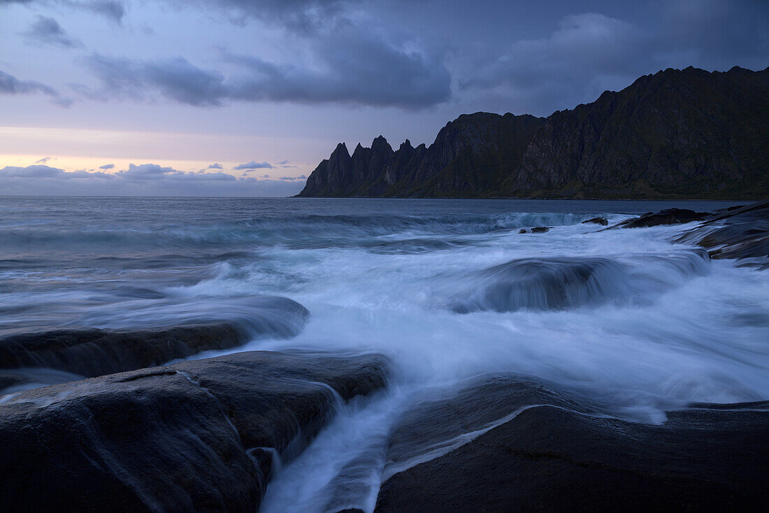 Raue Küste der Insel Senja, Norwegen