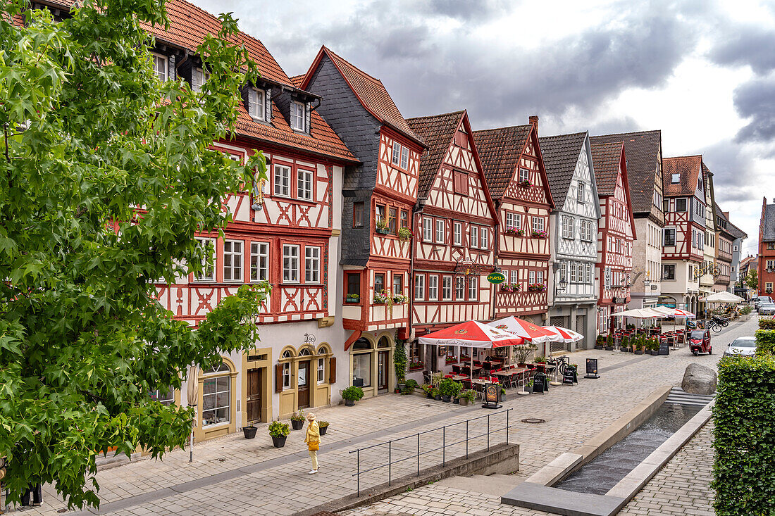 Fachwerkhäuser in der Altstadt von Ochsenfurt, Unterfranken, Bayern, Deutschland