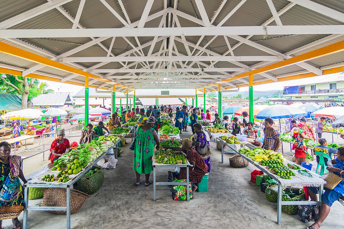 Obst-und Gemüsemarkt, Markthalle in Rabaul, am St.-Georgs-Kanal, Provinz East New Britain, Insel Neubritannien, Papua-Neuguinea, Südsee