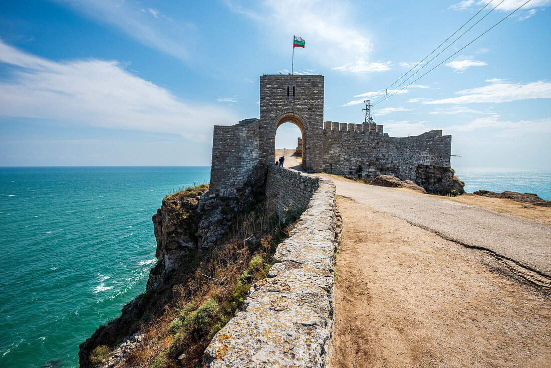 Rekonstruierte Festung am Kap Kaliakra an der Küste des Schwarzen Meeres in der Region Dobrudscha, Bulgarien