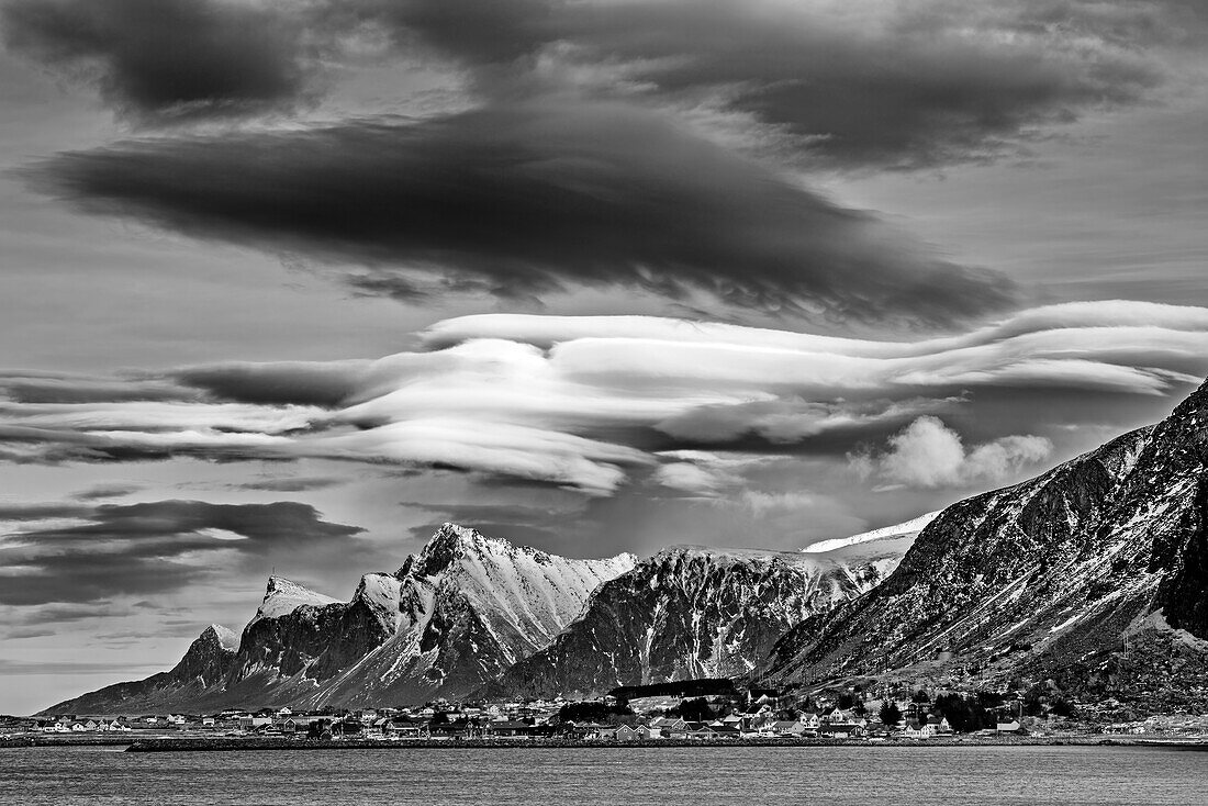 Foehn atmosphere over Ramberg, Lofoten, Nordland, Norway