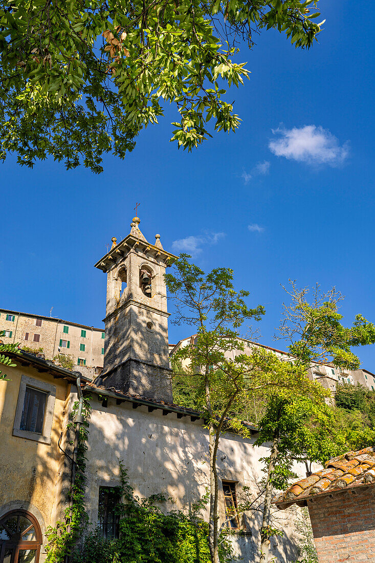 Santa Fiora, Blick auf die Kirche Madonna della Neve, Provinz Grosseto, Toskana, Italien, Europa