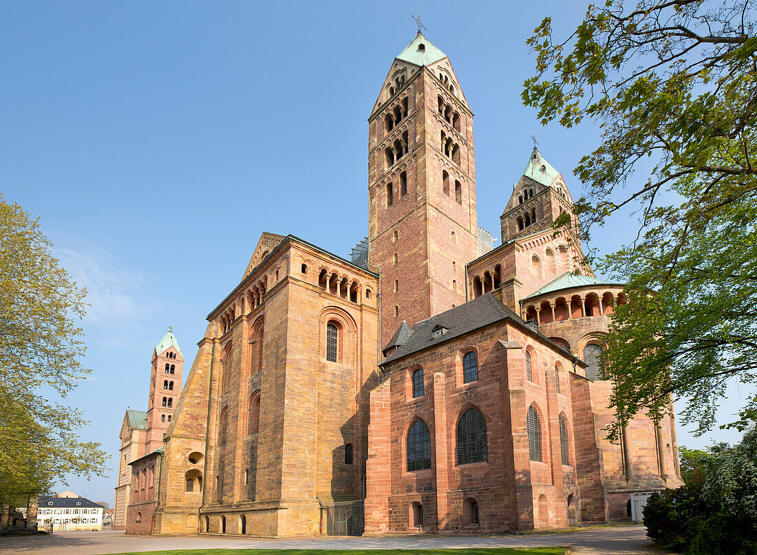 Ansicht des Speyerer Doms von Südosten, Speyer, Rheinland-Pfalz, Deutschland  