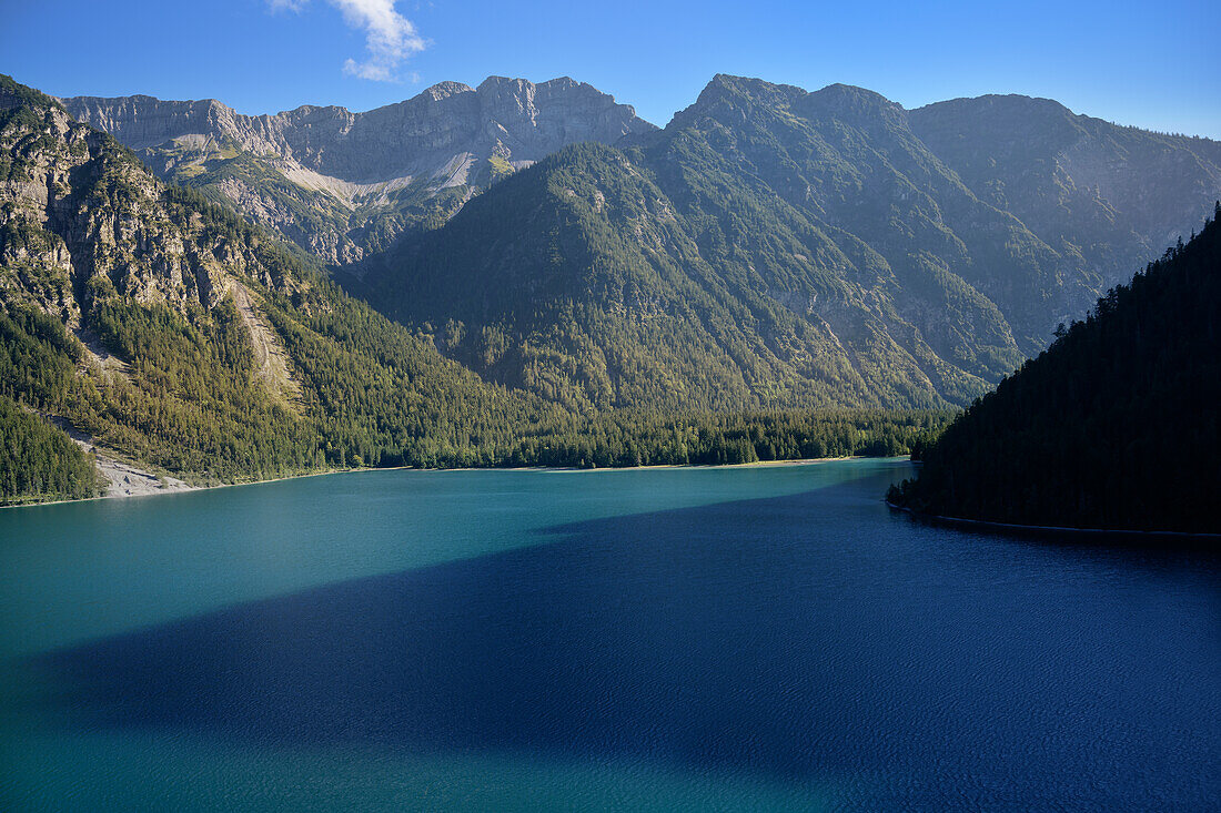  Panoramic view of Lake Plansee from Höllkopf viewing platform, Reutte district, Ammergau Alps, Tyrol, Austria, Europe 