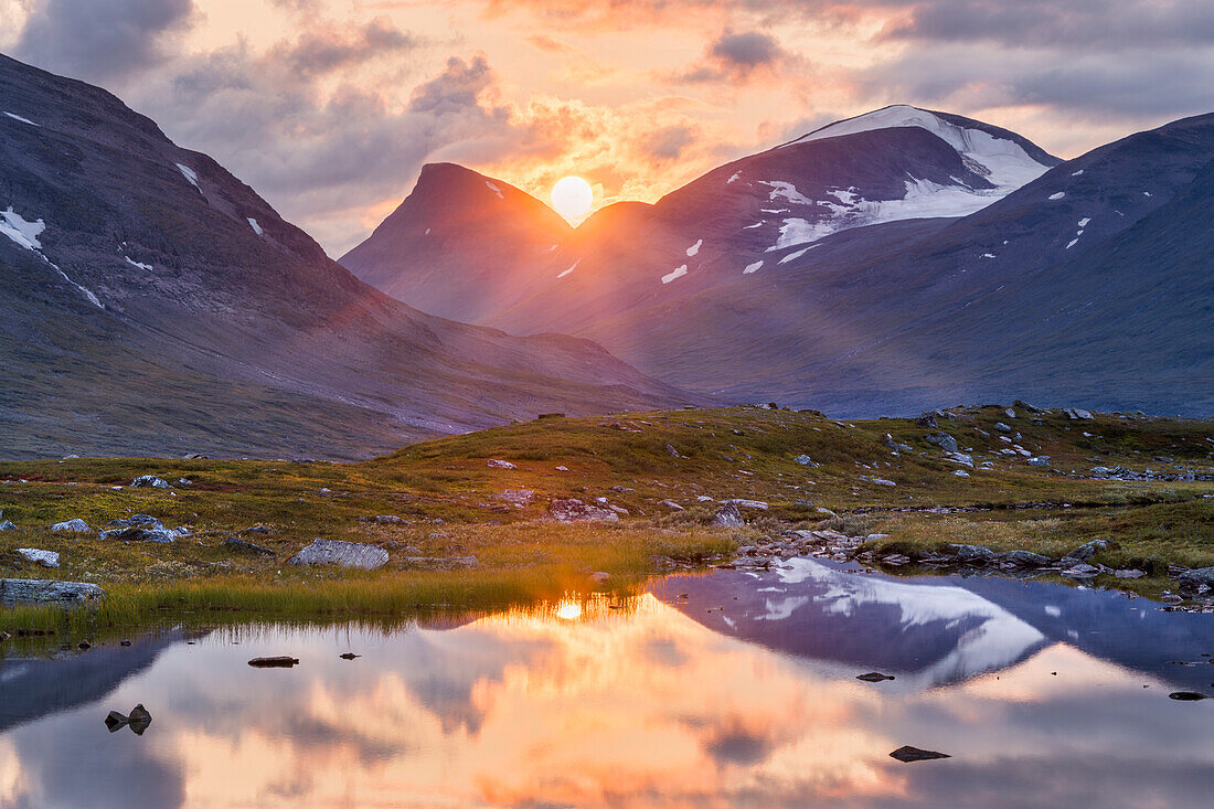  Upper Rapadalen, Guohper, Ruohtes Massif, Sarek National Park, Lapland, Sweden, Europe 