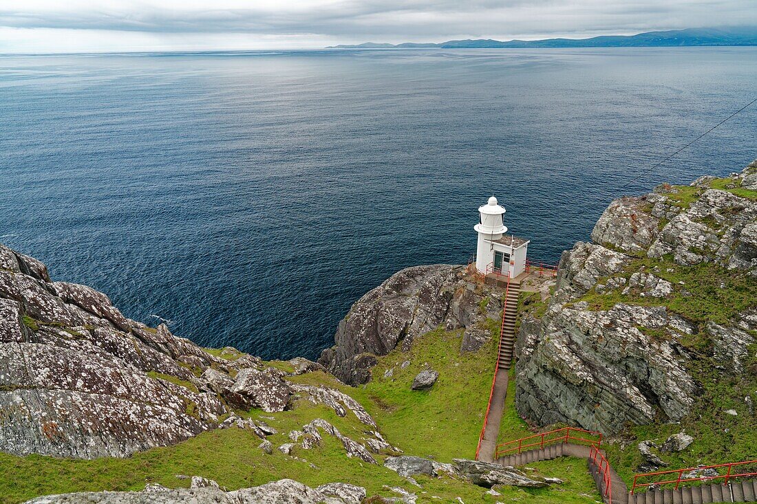 Ireland, County Cork, Sheep Head Peninsula, at Sheep Head's Lighthouse