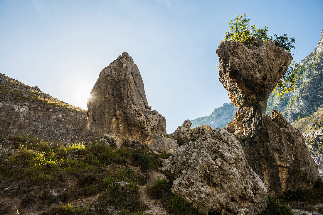 Hiking trail through the Cares Gorge, Rio Cares, Picos de la Europa National Park, Cain, Castilla y León, Cantabria, Northern Spain, Spain