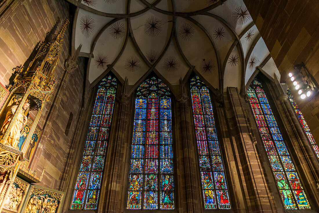 Innenansicht, Straßburger Münster, Straßburg, Département Bas-Rhin, Elsass, Frankreich