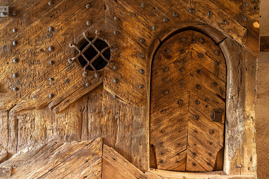  Wooden door in the gatehouse of the Wartburg, UNESCO World Heritage Site in Eisenach, Thuringia, Germany  