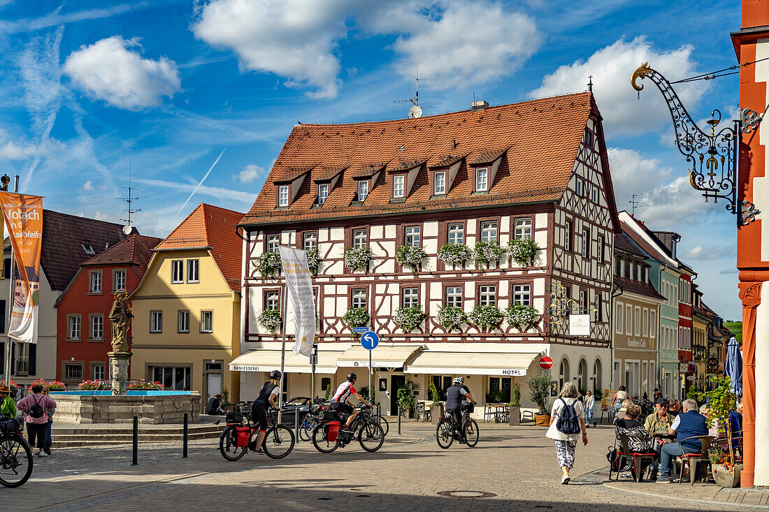 Der Marktplatz in Volkach, Unterfranken, Bayern, Deutschland