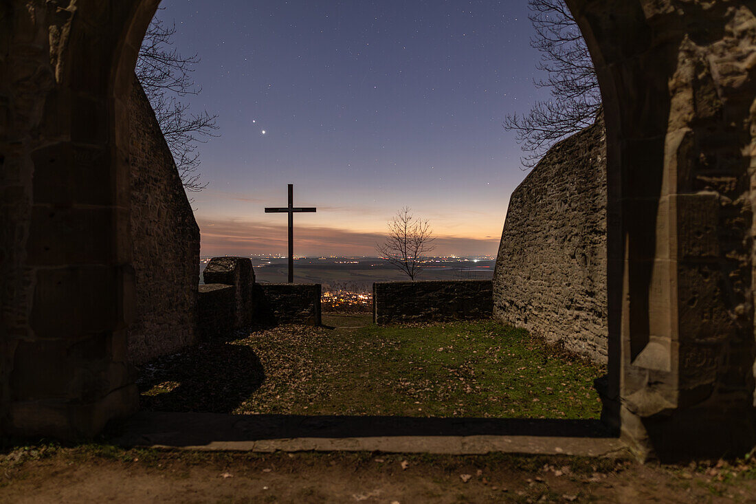 Jupiter und Venus im Weinparadies, Bullenheim, Neustadt an der Aisch, Unterfranken, Franken, Bayern, Deutschland, Europa