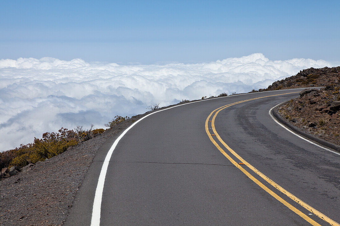 Haleakala Highway (Crater Road), Haleakala-Krater, Maui, Hawaii