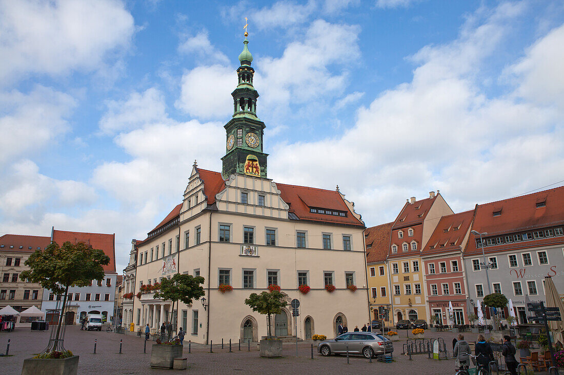  Historic market square, Pirna, Saxony, Germany 