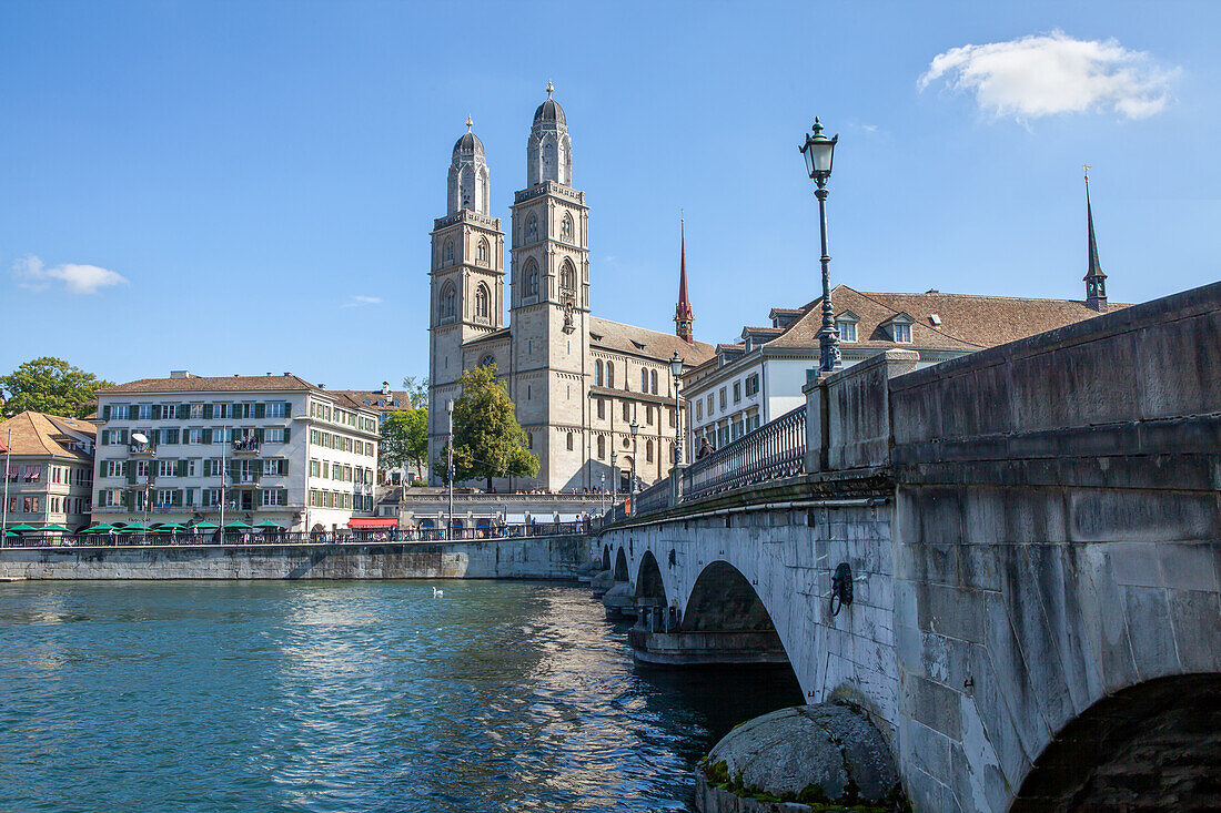  View over the Limmat to the Münster Bridge and Grossmünster Church, Zurich, Switzerland, Helvetia 